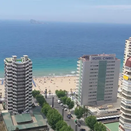 Disponible En Abril-wifi-3hab, 6 Pers, -piscina, Aire Acondi-parking Opcionable Extra * Benidorm