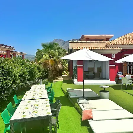 Вилла Stag Hendo25pax Only 10min To The Party Area Despedidas 25pax 10 Min De La Zona De Fiesta Consultar Precio Бенидорм