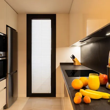 Apartment Beach - Beautiful Beachside Getaway By Costa Activa