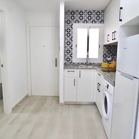 Ducado 13G Levante Beach, Pool & Parking Apartment
