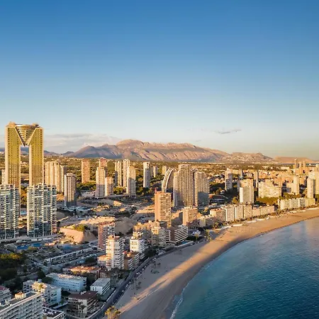 Apartment Beach - Beautiful Beachside Getaway By Costa Activa