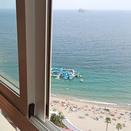 Nuevo Apto Balcon De Poniente 1 A Linea Playa Torre 2 Luxe Sm Con Aire, Piscina,jar Vistas Espectaculares Al Mar De Apartment Benidorm