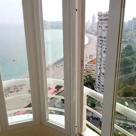 Nuevo Apto Balcon De Poniente 1 A Linea Playa Torre 2 Luxe Sm Con Aire, Piscina,jar Vistas Espectaculares Al Mar De Apartment Benidorm