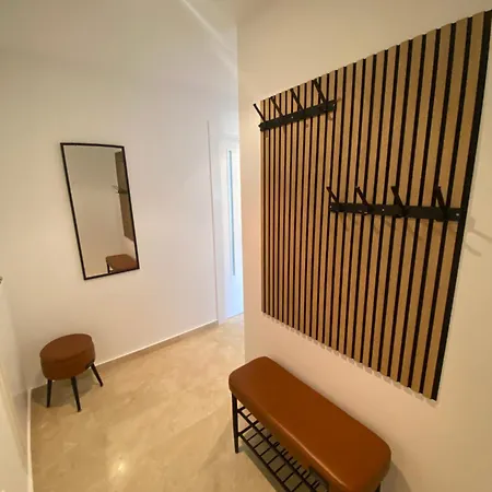 Oasis Cala Alta New 120qm Free Parking, Pool, 2 Bath, 3bdr, Wi-fi, Air-condit Apartamento