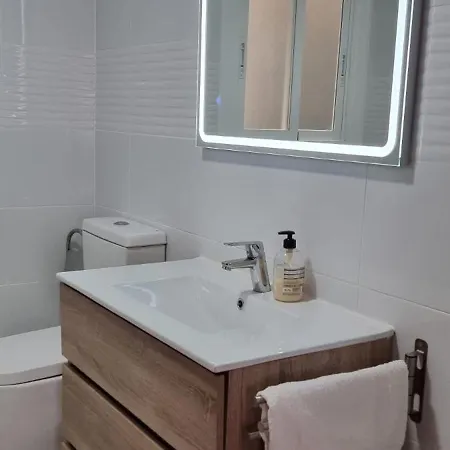 Habitacion Matrimonial Cerca A La Playa De Poniente * 베니돔