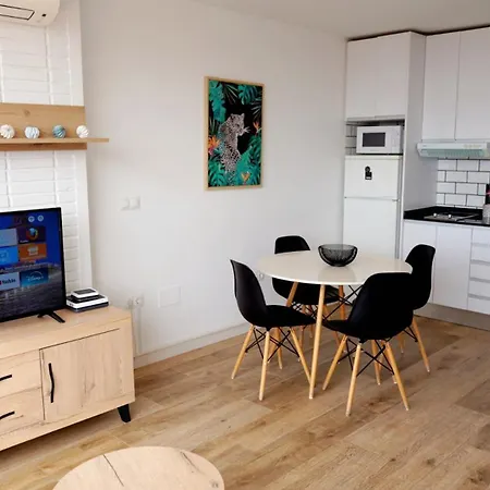 Mael Avec Piscine Et Jolie Vue Apartamento Benidorm