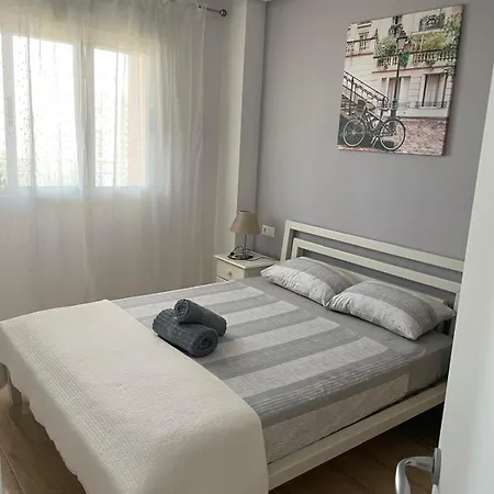 с супер видом на море и горы бенидорма * Benidorm