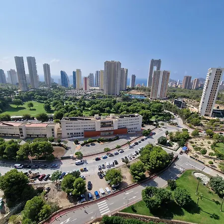с супер видом на море и горы бенидорма Benidorm