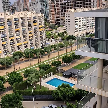 Apartamento Oasis Cala Alta New 120qm Free Parking, Pool, 2 Bath, 3bdr, Wi-fi, Air-condit Benidorm