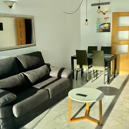 Highrise With Stunning Views From Private Balcony 85 Benidorm