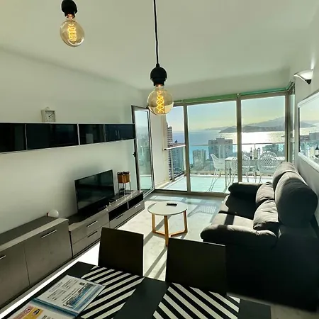 Apartment Highrise With Stunning Views From Private Balcony 85