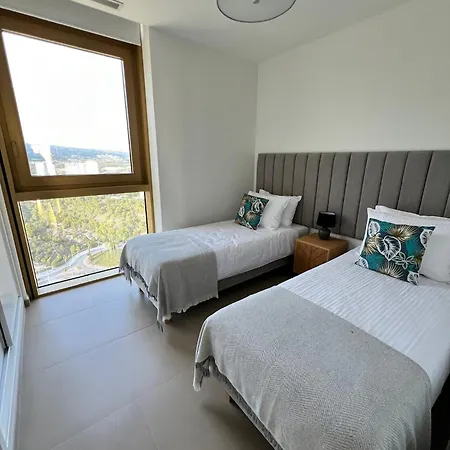 Intempo By Leo Apartment