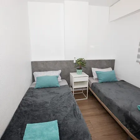 Apartamento Carlos V-1a