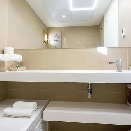 Apartment Intempo By Holuxe - 051- 5th Floor *