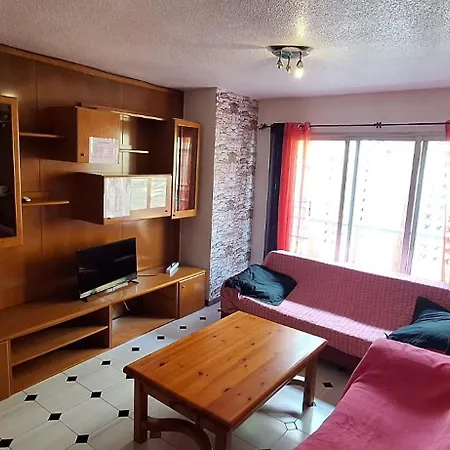 Casa 1- Centro Benidorm-solo Mayores De 30 Anos Y Familias * Benidorm