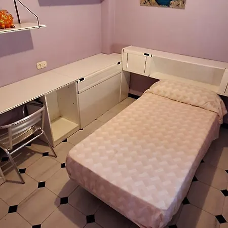 Casa 1- Centro Benidorm-solo Mayores De 30 Anos Y Familias Apartment