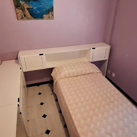 Casa 1- Centro Benidorm-solo Mayores De 30 Anos Y Familias Apartment *