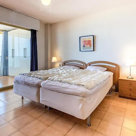 Gorgeous In With Kitchen Apartment