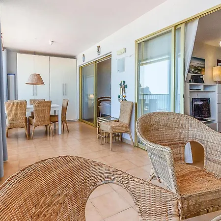 Gorgeous In With Kitchen Apartment Benidorm
