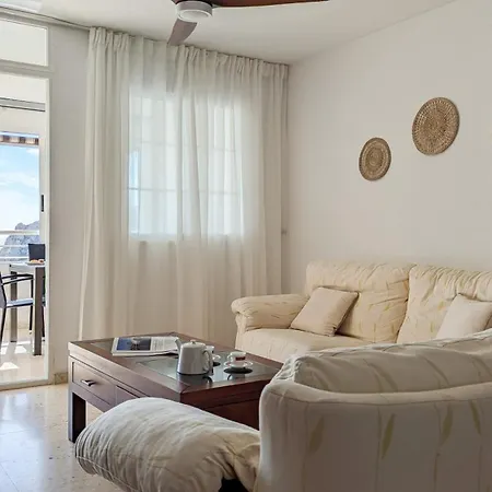 Coblanca Sea & Sky Apartment *