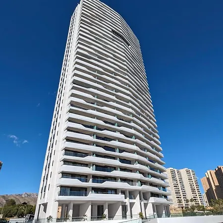 Sea & Sky Apartment