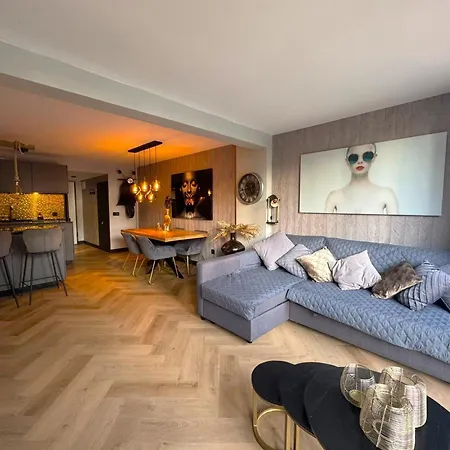Albatros Luxury Ground Floor