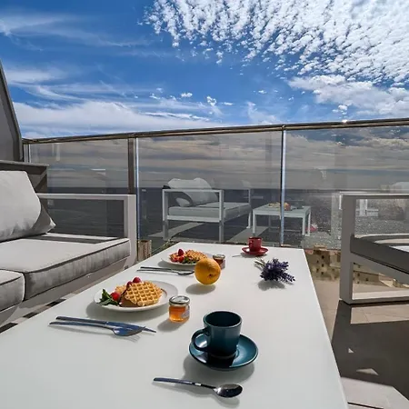 Sunset Cliffs Sea & Art Apartment Benidorm