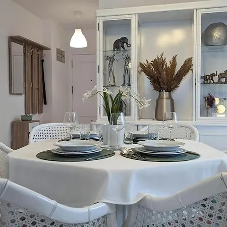 Entrenaranjos Sea View Apartment
