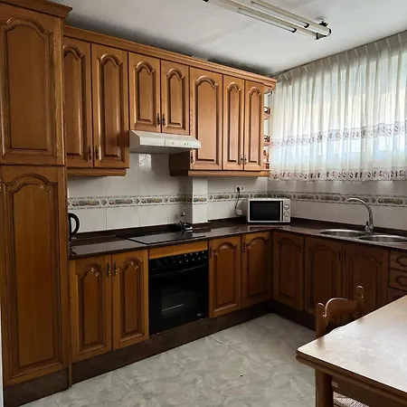 Between Sea And Party, Ranchos, Levante First Line, Terraced Apartment, Self Check-in, Free Parking Benidorm
