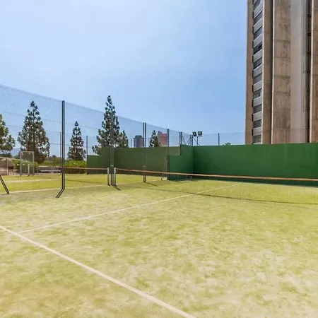 Tu Paraiso Costero En Playa De Poniente, Vistas Al Mar, Arena Dorada Y Un Entorno De Lujo