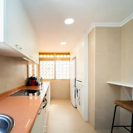 Stylish Seaview With Pool Access * Benidorm