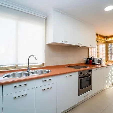Stylish Seaview With Pool Access *