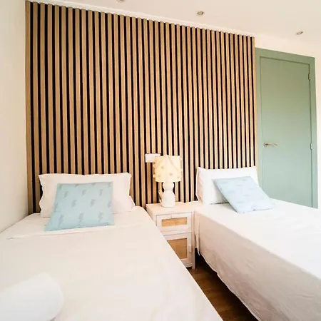 Stylish Seaview With Pool Access *