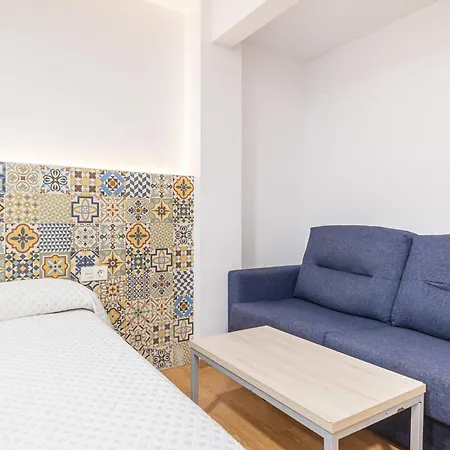 El Castell - Adults Only Apartment