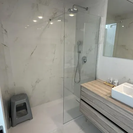 By Coblanca Apartment *