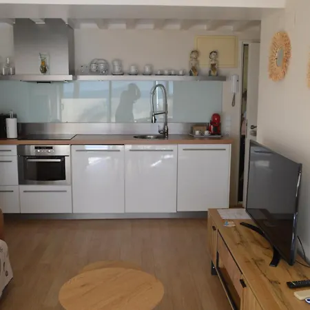 Playa Pequena Apartment *