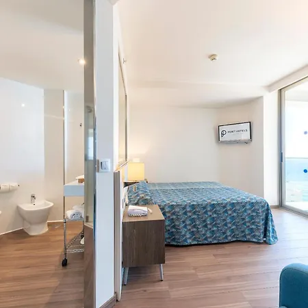 Port & 4* Sup Szálloda Benidorm