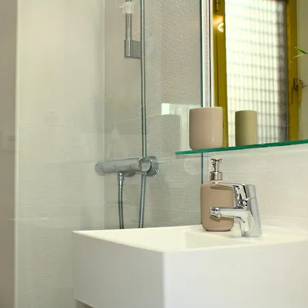 Acuarium Tower Levante Бенидорм