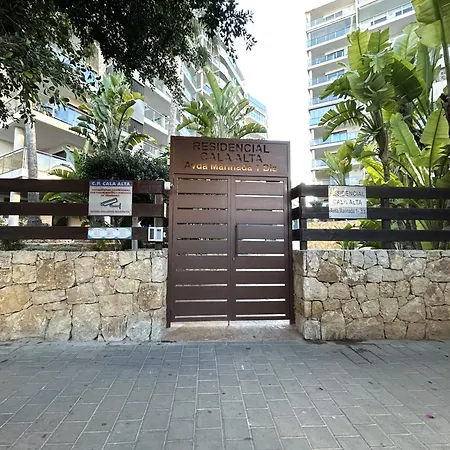 Relajate Junto Al Mar En Cala Alta Apartamento