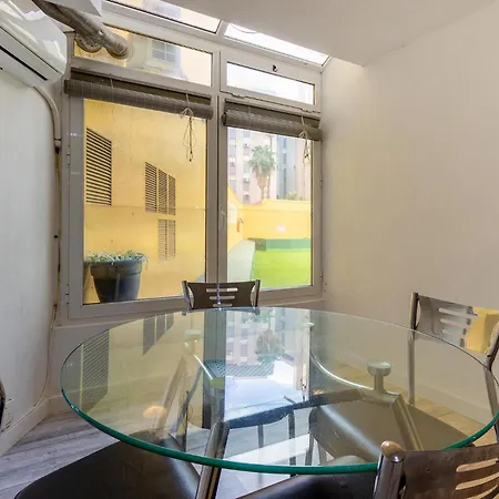 Cozy In With Kitchenette Apartment *