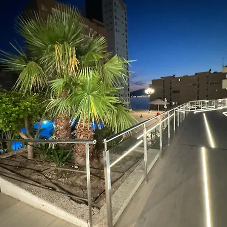 At Trinisol Ii - Beni's & Seaside! Apartment Benidorm
