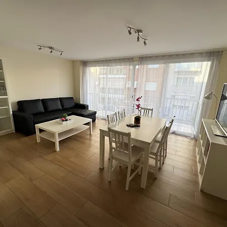 Alameda Centro Trg Apartment *
