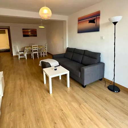 Montecarlo 10 Urbanizacion Con Piscina Appartement
