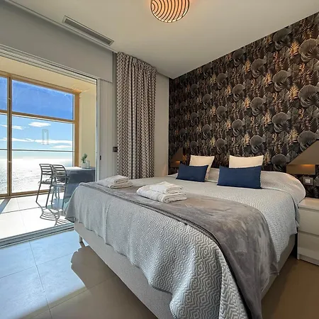 Apartment Intempo Sky 26 Floor Seaview