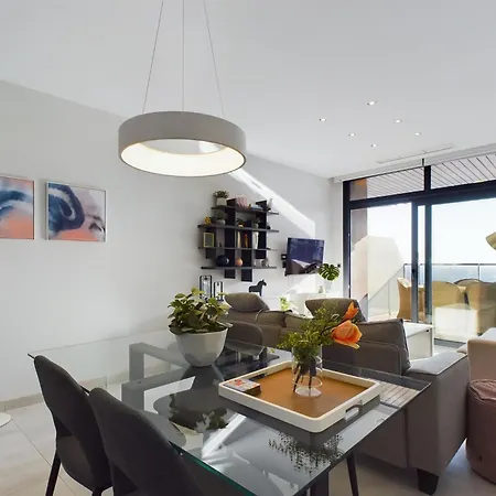 Sunset Waves Great Britain Apartment *