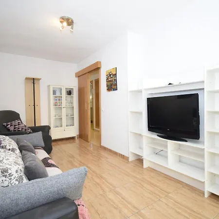 Dona 2 10-5 - Arena Apartment *