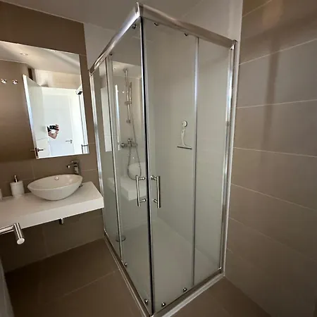 Intempo Star Apartment