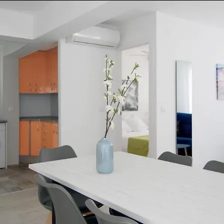 Aparthotel Olivia Trg