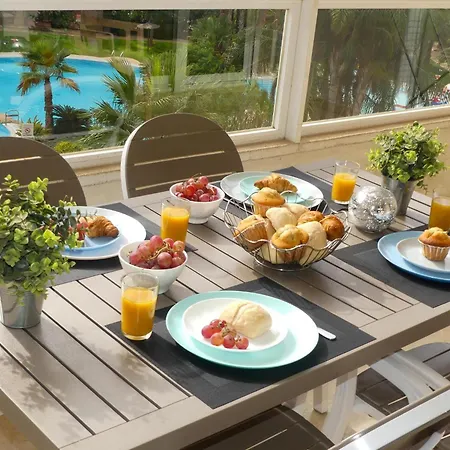 2 Kamer Appartement Comfort شقة