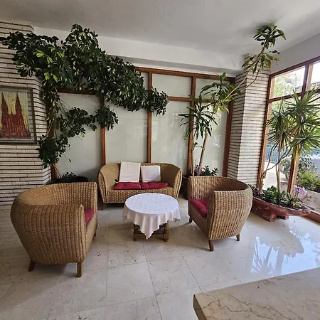Cornelia If Apartment Benidorm